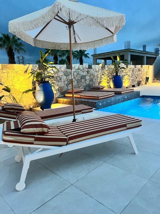 Cora May Central Villa With Private Pool 200M To The Beach Faliraki Exterior photo